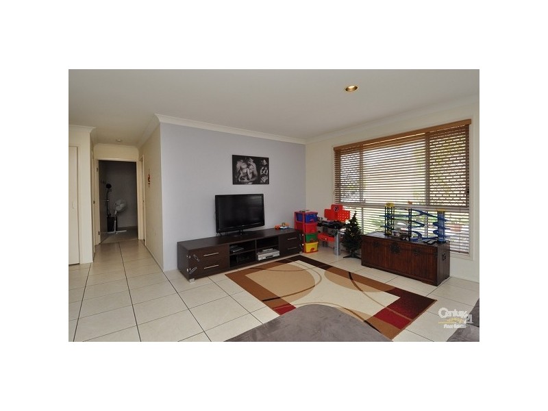 1/3 Woburn Place, Burleigh Waters QLD 4220