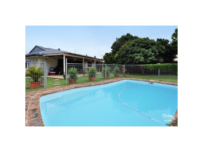 16 Timana Avenue, Mermaid Waters QLD 4218