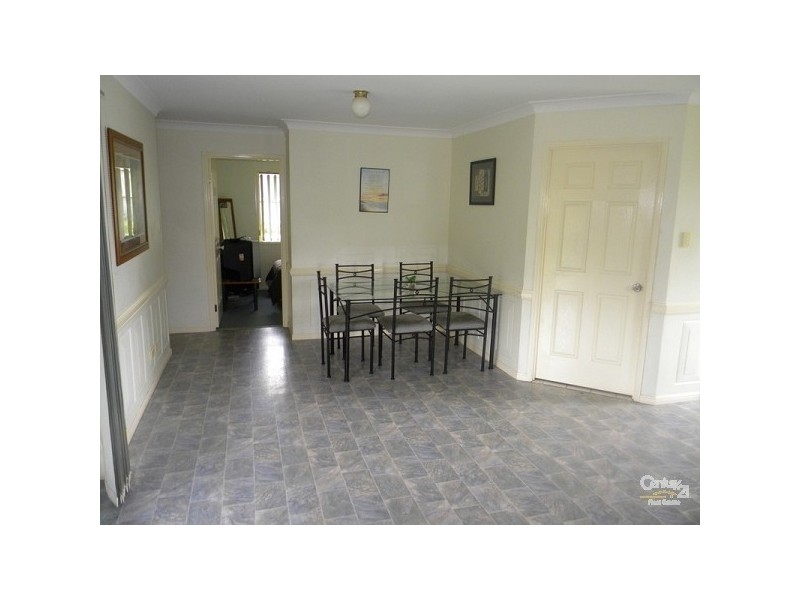 9 Weka Street, Oxenford QLD 4210