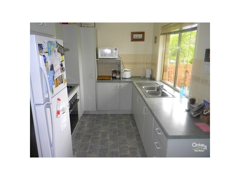 9 Weka Street, Oxenford QLD 4210