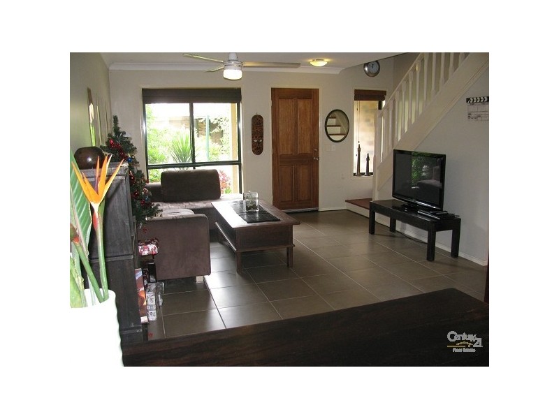 6/1 Karri Court, Burleigh Heads QLD 4220