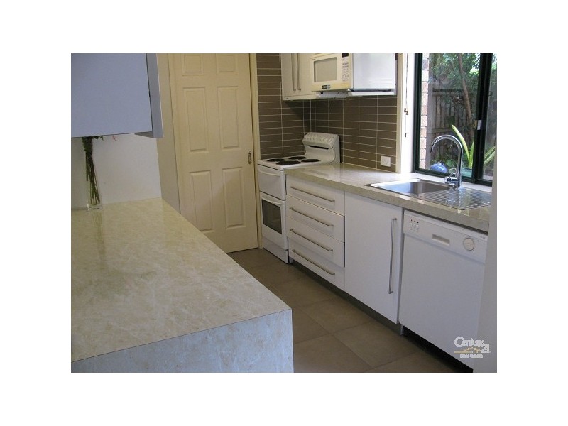 6/1 Karri Court, Burleigh Heads QLD 4220