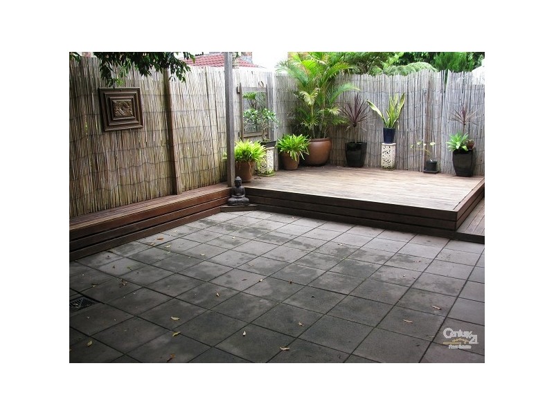 6/1 Karri Court, Burleigh Heads QLD 4220