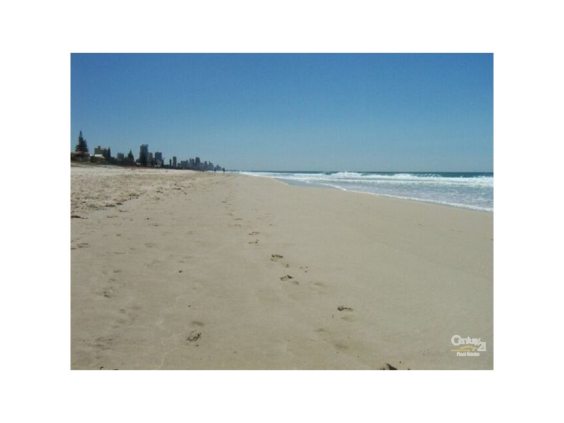 18/12 Goodwin Terrace, Burleigh Heads QLD 4220