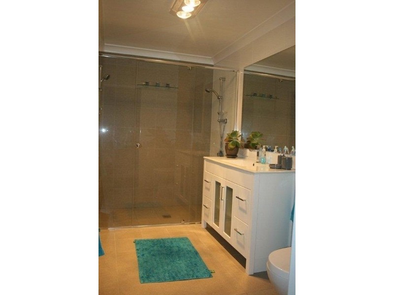 23 Peter Blondell Drive, Mermaid Waters QLD 4218