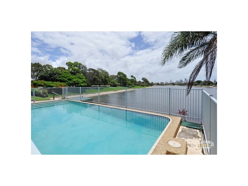 10/55 Karbunya Street, Mermaid Waters QLD 4218