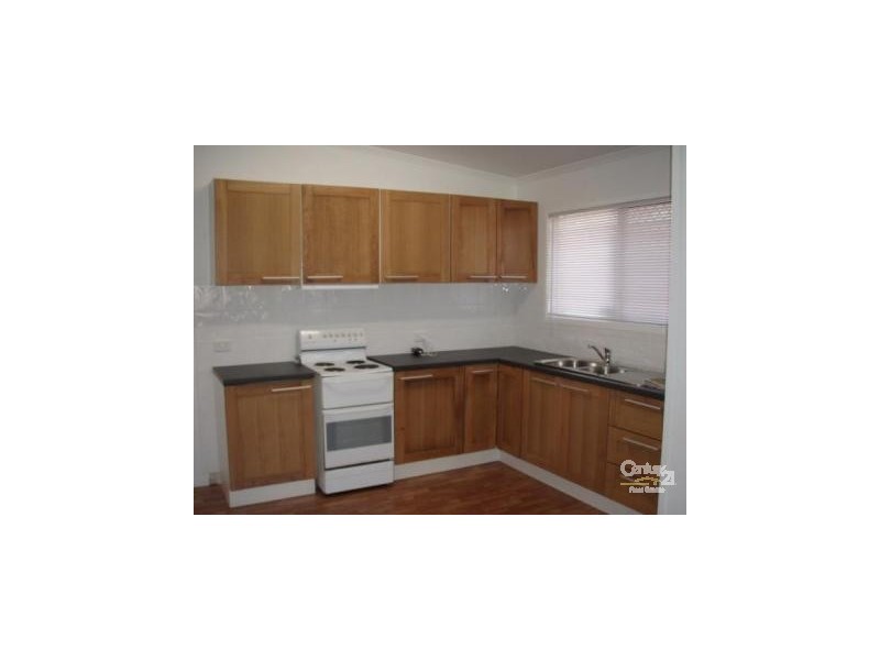 2/31 Sunshine Parade, Miami QLD 4220