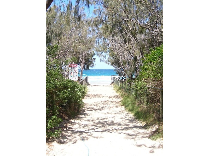 11 and 13 Sixth Avenue, Palm Beach QLD 4221