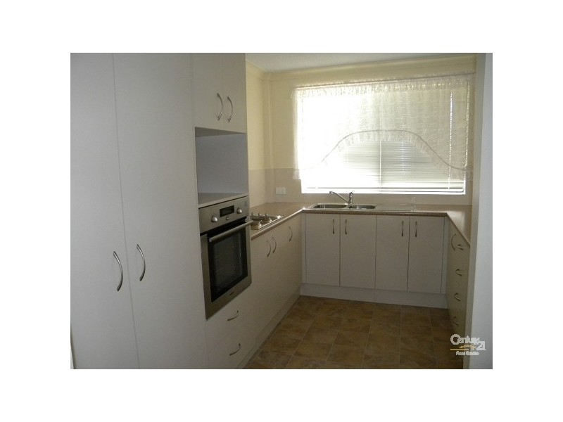 28-17 Duet Drive, Mermaid Waters QLD 4218