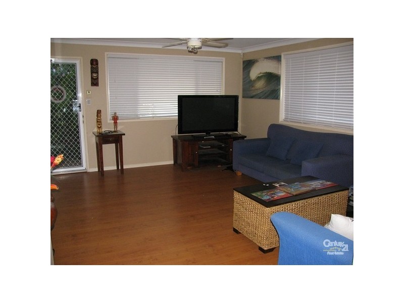5 Evandale Crescent, Miami QLD 4220