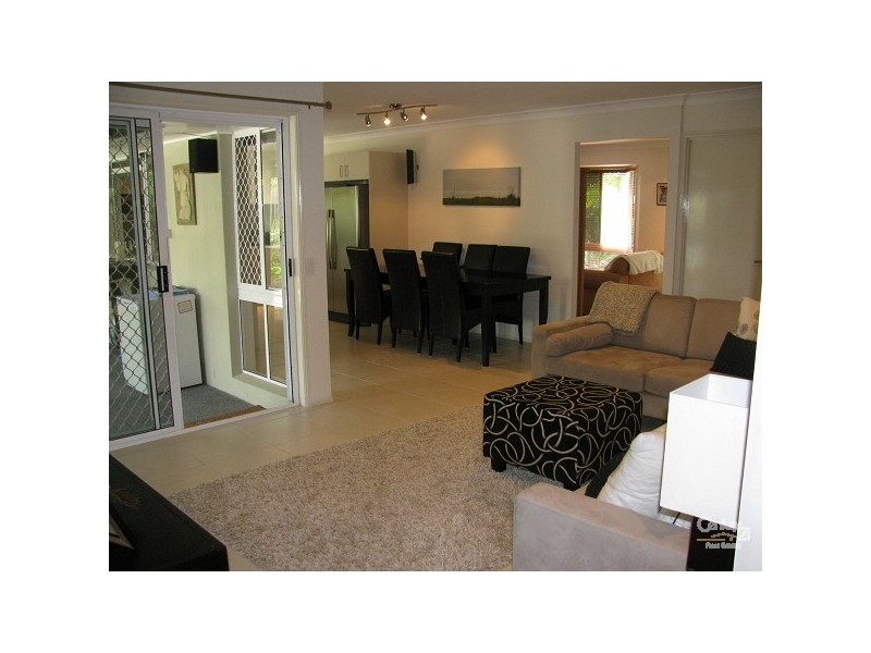 96 Cassowary Drive, Burleigh Waters QLD 4220