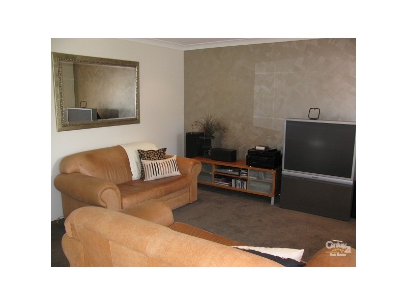 96 Cassowary Drive, Burleigh Waters QLD 4220