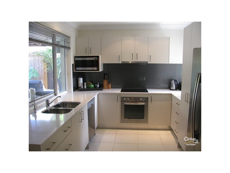 96 Cassowary Drive, Burleigh Waters QLD 4220