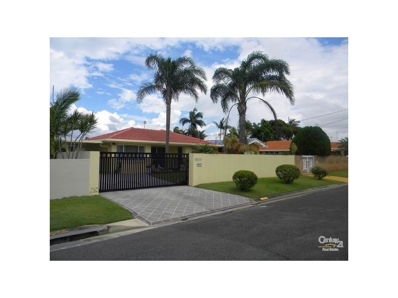 83 Vatakoula Parade, Mermaid Waters QLD 4218