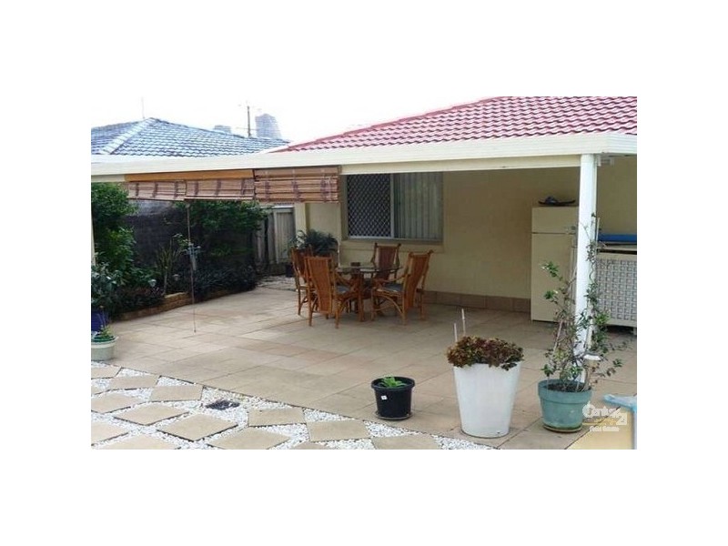 83 Vatakoula Parade, Mermaid Waters QLD 4218