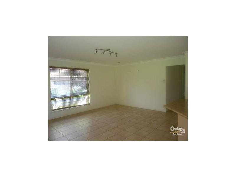 11  Castle Rock Street, Parkwood QLD 4214