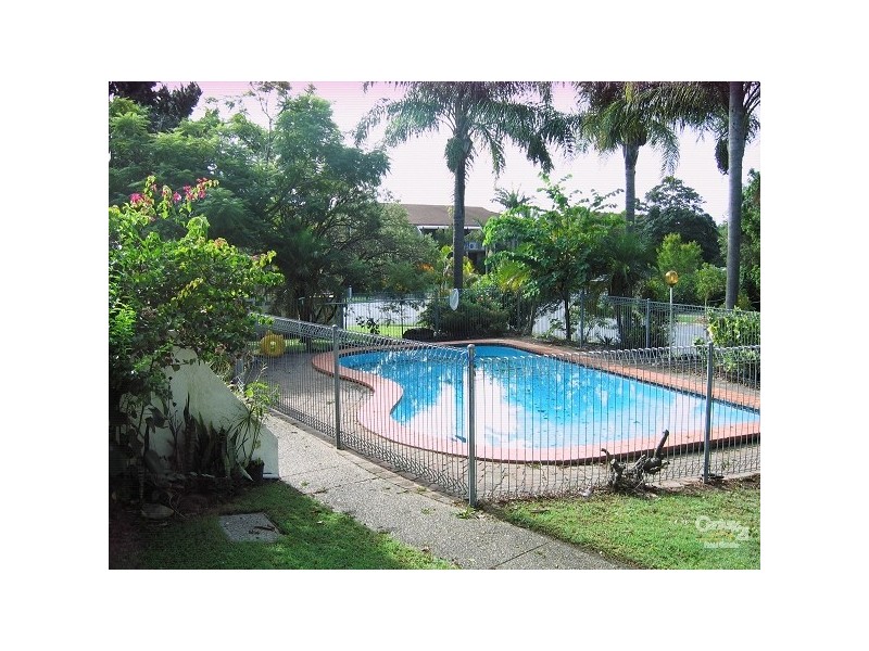 5/8 Duet Drive, Mermaid Waters QLD 4218