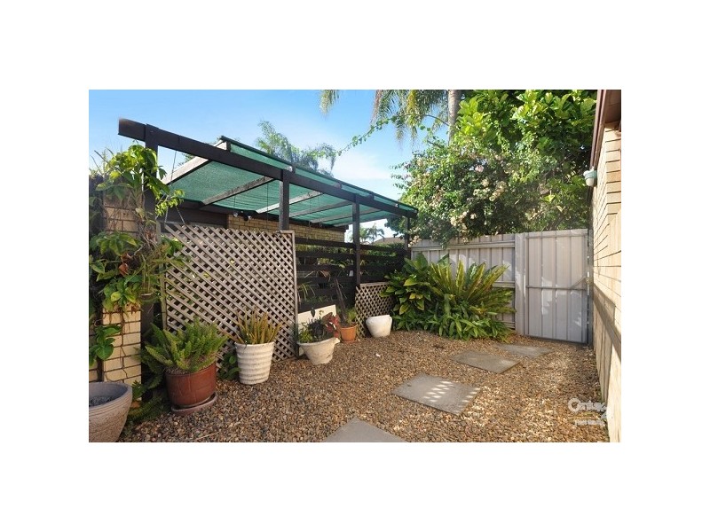 2/60 Karbunya Street, Mermaid Waters QLD 4218