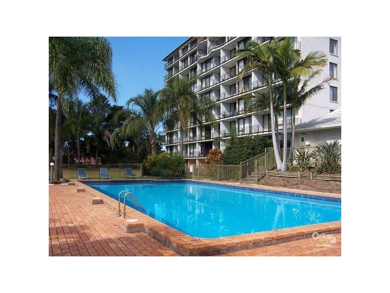 13 Fairway Drive, Clear Island Waters QLD 4226