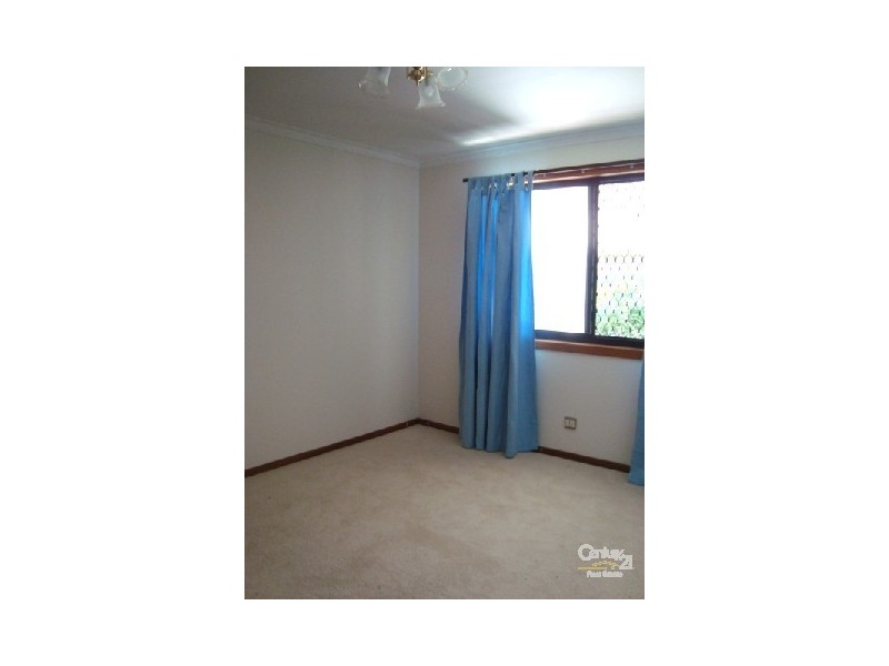 20 Mcilwain Drive, Mermaid Waters QLD 4218