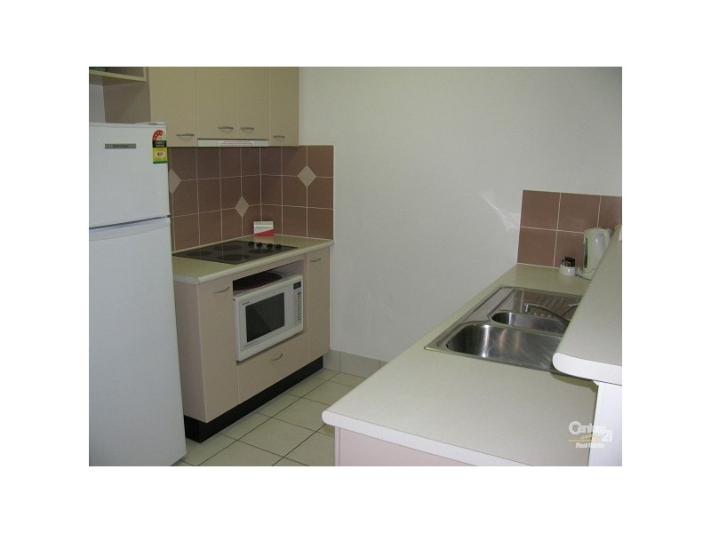 111/30 Surf Parade  Neptune Resort, Broadbeach QLD 4218