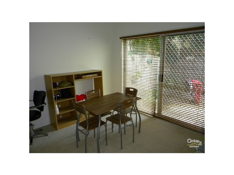 2/6 Burleigh Glen Court, Burleigh Heads QLD 4220