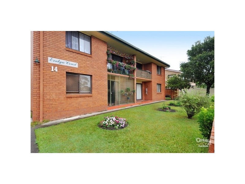 2/14 Oceanic Drive, Mermaid Waters QLD 4218