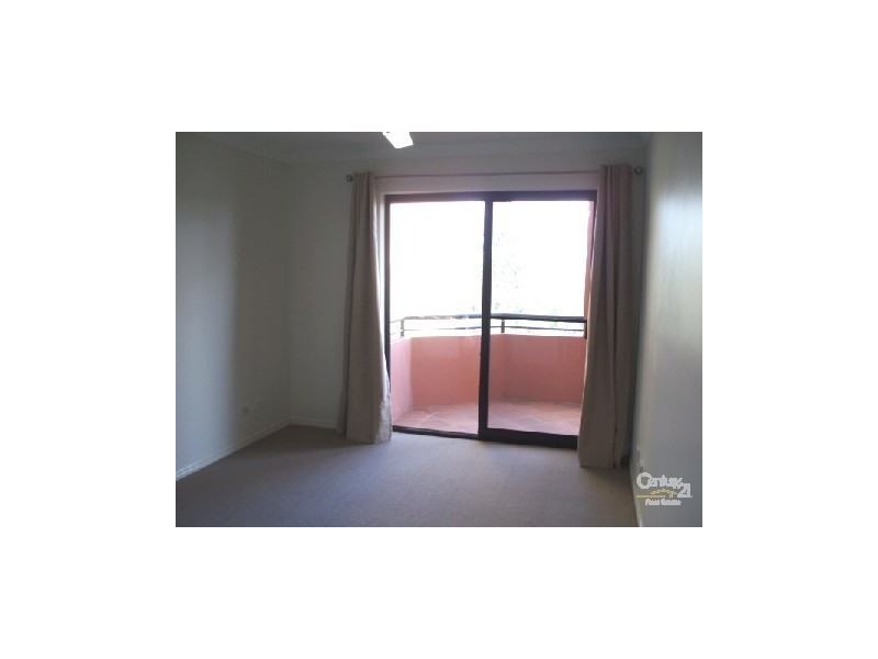 E34 Great Hall Drive, Miami QLD 4220