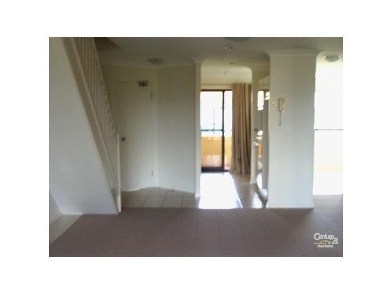 E34 Great Hall Drive, Miami QLD 4220