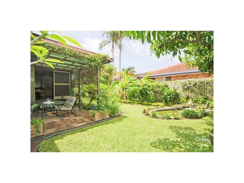 45 Dunlin Drive, Burleigh Waters QLD 4220