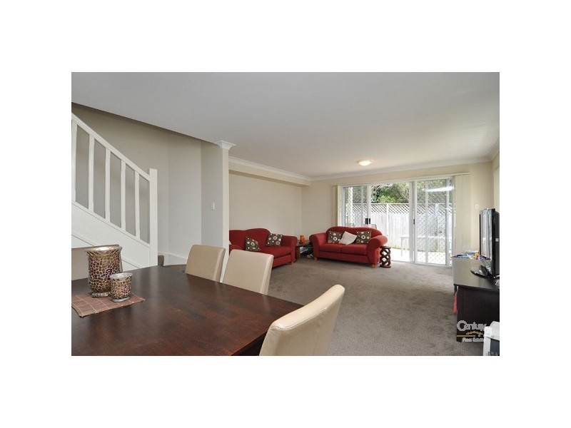 2/66 Dolphin Avenue, Mermaid Beach QLD 4218