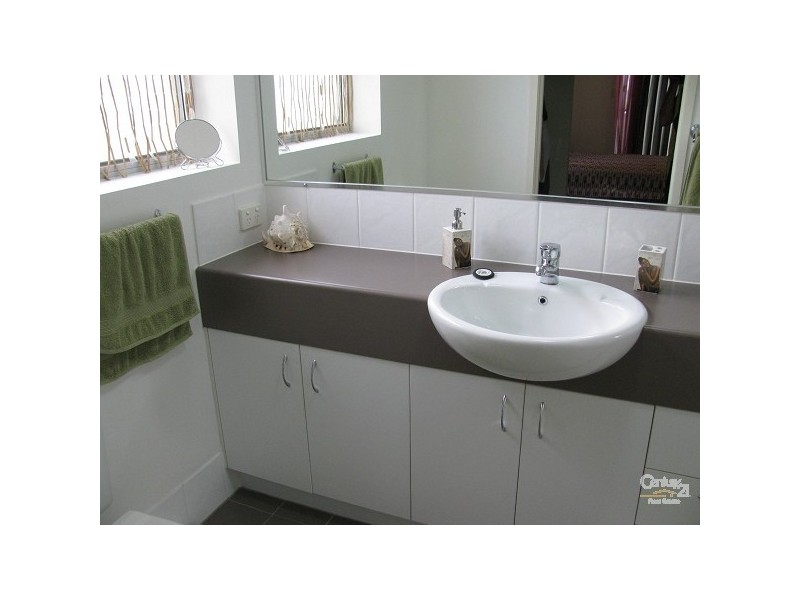 5/2341 Gold Coast Highway, Mermaid Beach QLD 4218