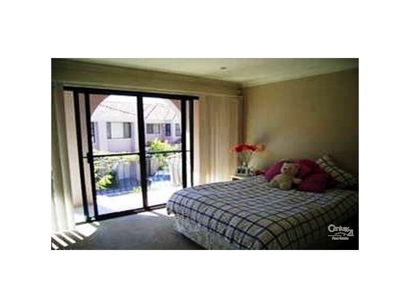 10/7 Elliot Street, Surfers Paradise QLD 4217