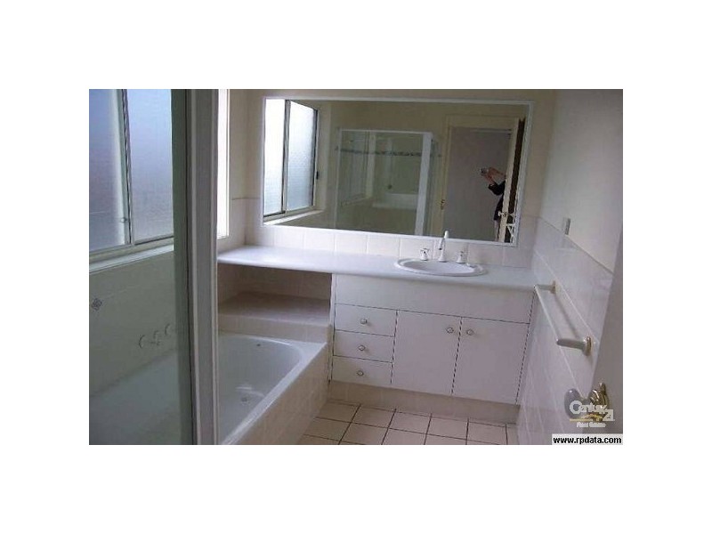 12/3-7 Red Ash Court, Merrimac QLD 4226