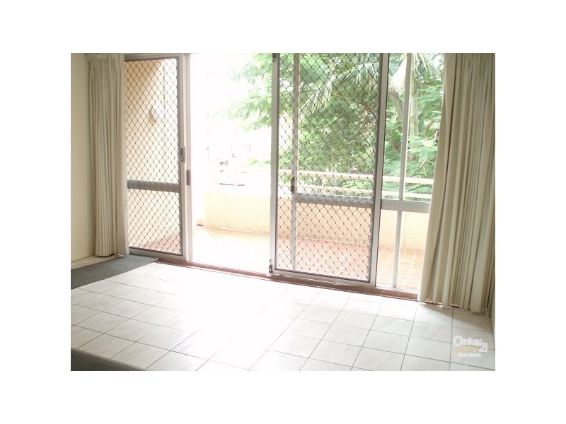 7/40-42 Britannia Avenue, Broadbeach QLD 4218