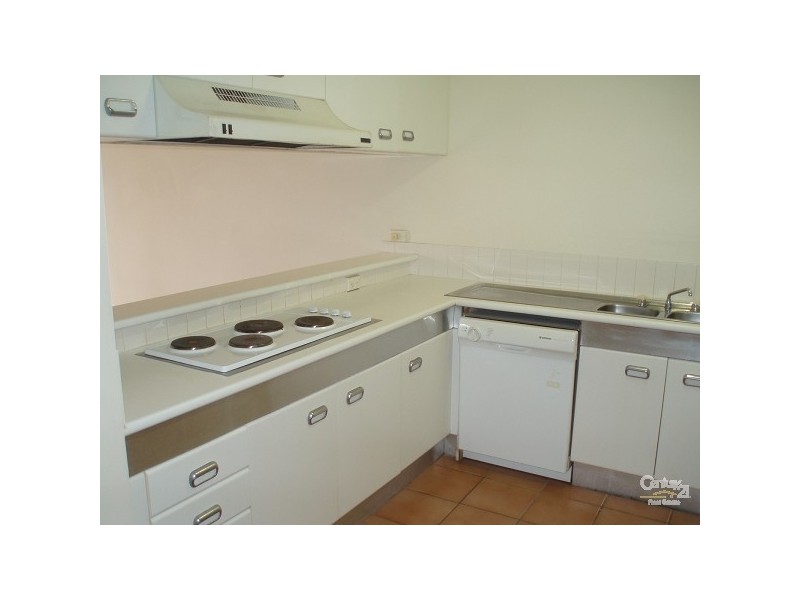 7/40-42 Britannia Avenue, Broadbeach QLD 4218