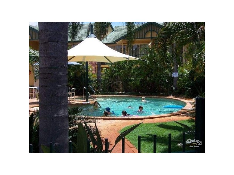 29/7 Santa Cruz Boulevard, Clear Island Waters QLD 4226