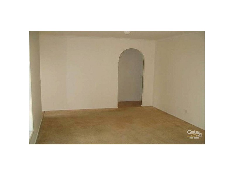 2 Triscay Place, Varsity Lakes QLD 4227