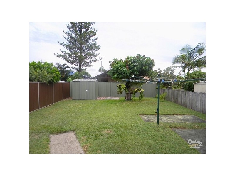 142 Sunshine Parade, Miami QLD 4220