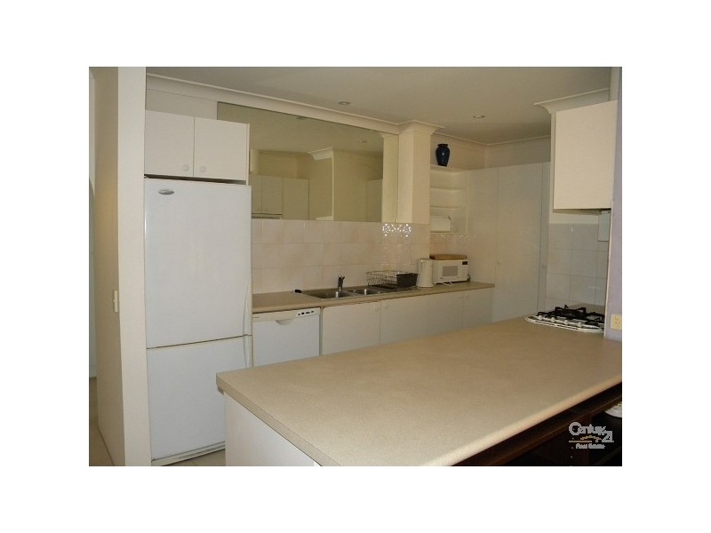 4/6 Albert Street, Burleigh Heads QLD 4220