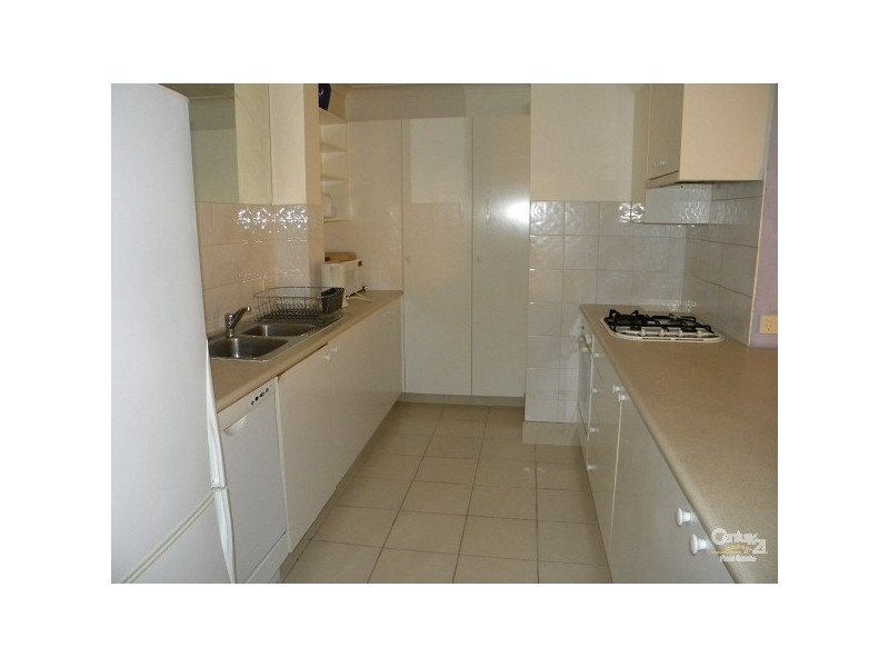 4/6 Albert Street, Burleigh Heads QLD 4220