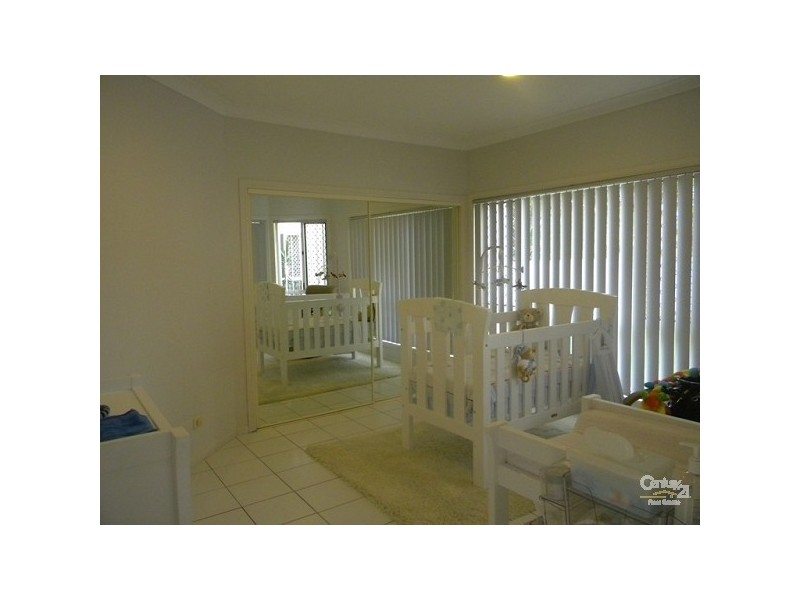 40 Clear Water Bay Drive, Clear Island Waters QLD 4226