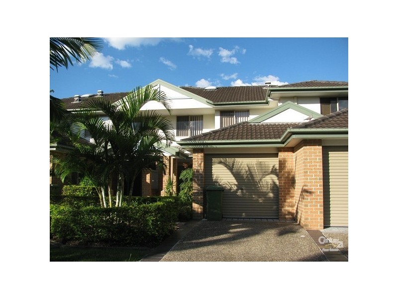 7/3 Bronberg Court, Southport QLD 4215