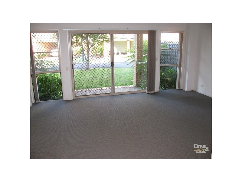 7/3 Bronberg Court, Southport QLD 4215