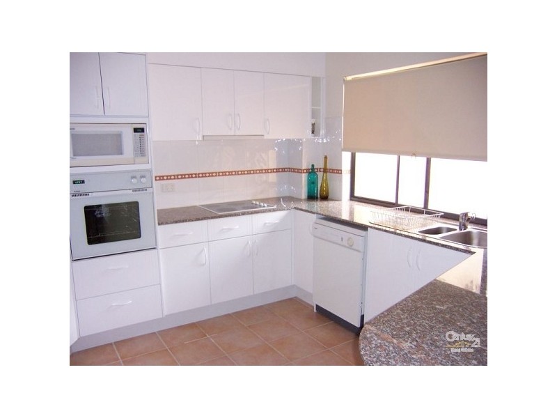 115/125 Santa Cruz Blvd, Clear Island Waters QLD 4226