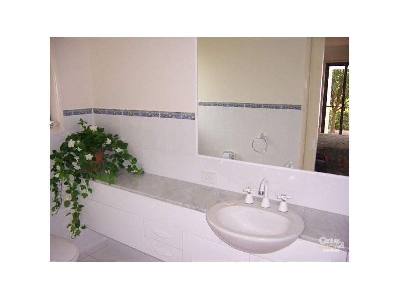 115/125 Santa Cruz Blvd, Clear Island Waters QLD 4226