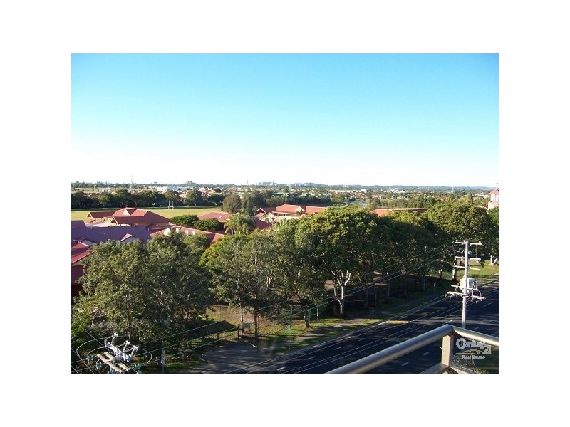 13 Fairway Drive, Clear Island Waters QLD 4226