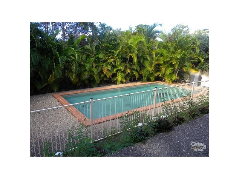 35 Ingles Cct, Arundel QLD 4214