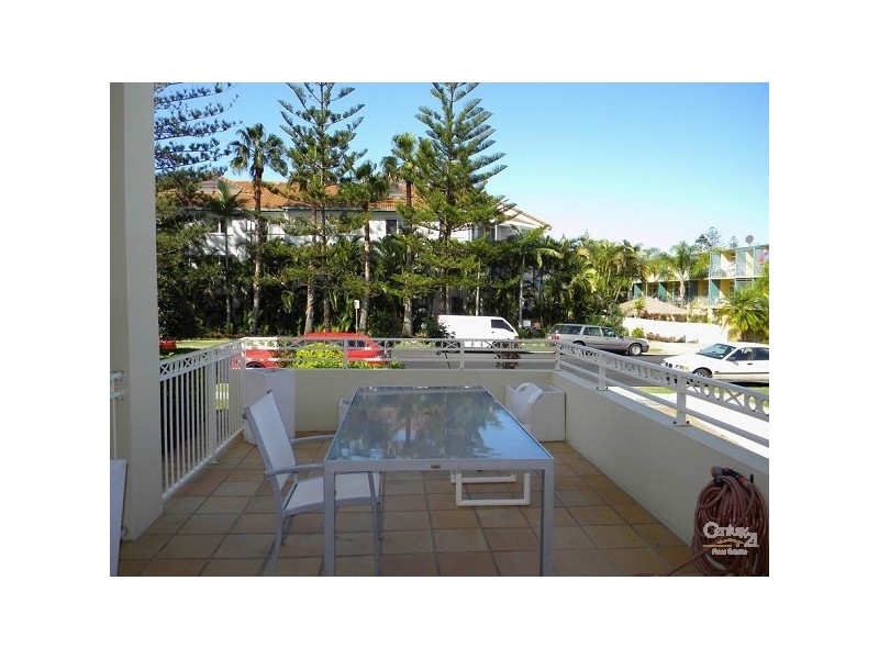 1/12 Redondo Avenue, Miami QLD 4220