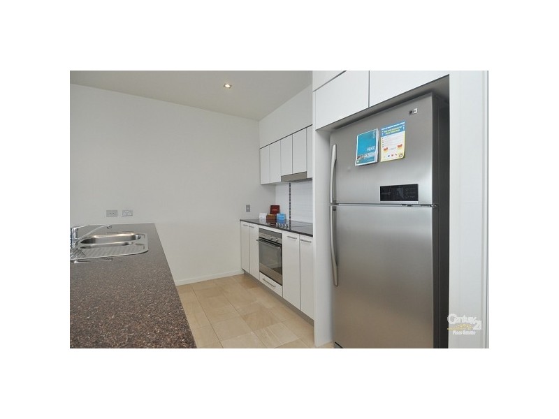 22 Surf Pde, Broadbeach QLD 4218